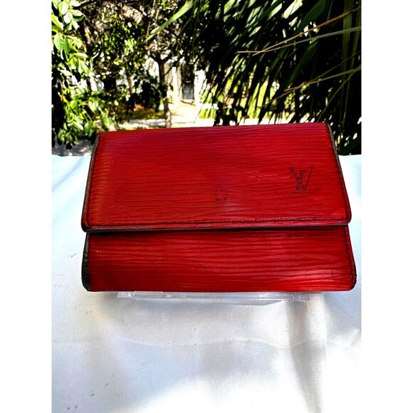Louis Vuitton Red Epi Key - Picture 1 of 7